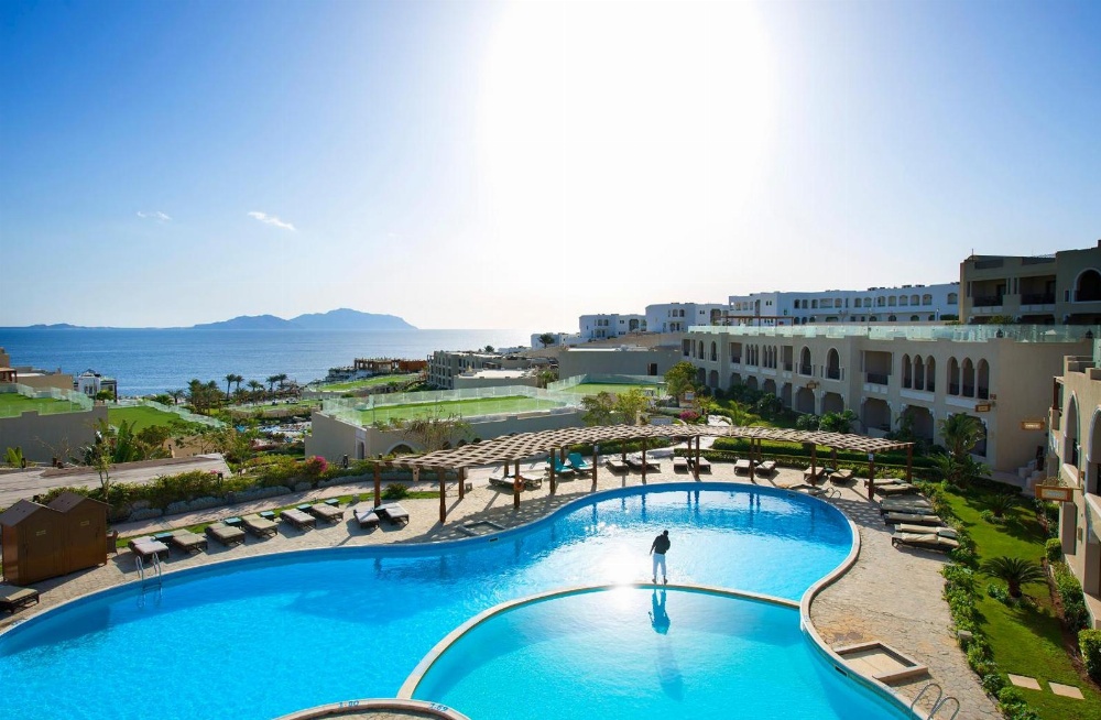 Sunrise Arabian Beach Resort Main image